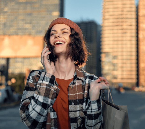 Stylish woman holding a shopping bag